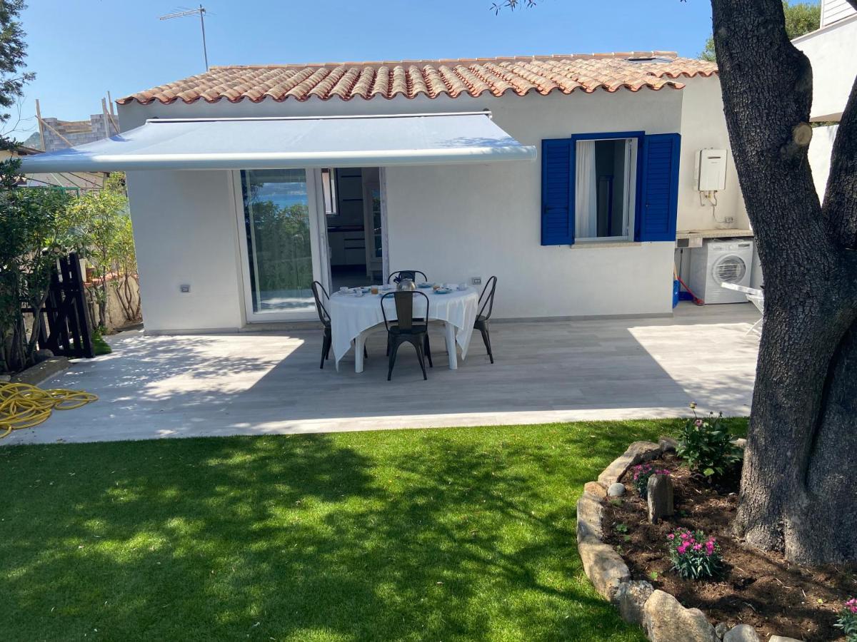 La Casa Sull'Acqua Villa Olbia Exterior photo